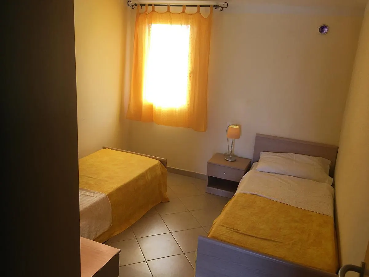 Apartmán Djadsal Moradias Santa Maria